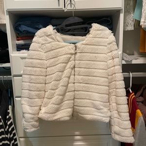 Faux fur Cape Jacket with pearl zipper